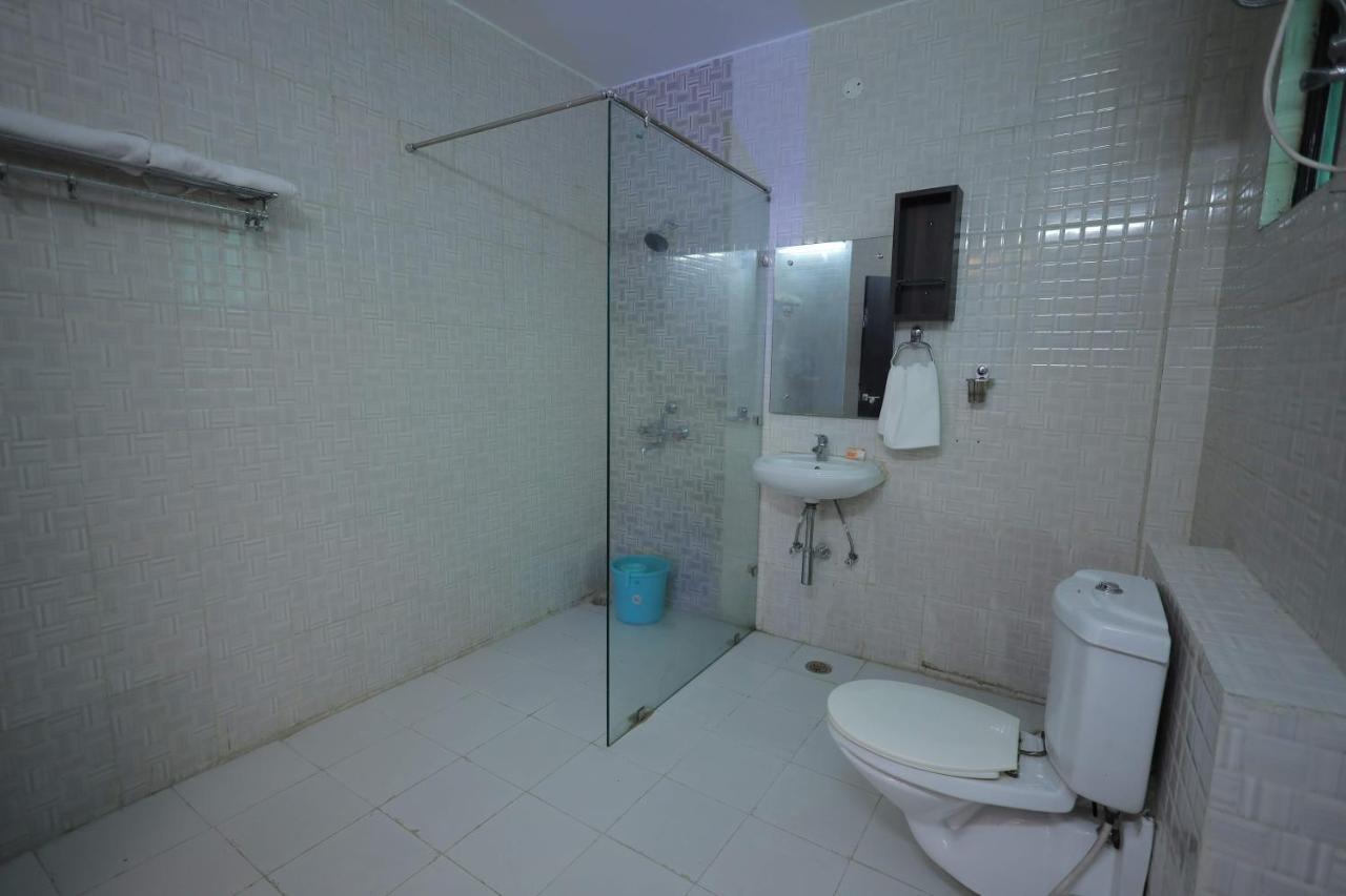 Shakti Villa Home Stay อัครา ภายนอก รูปภาพ